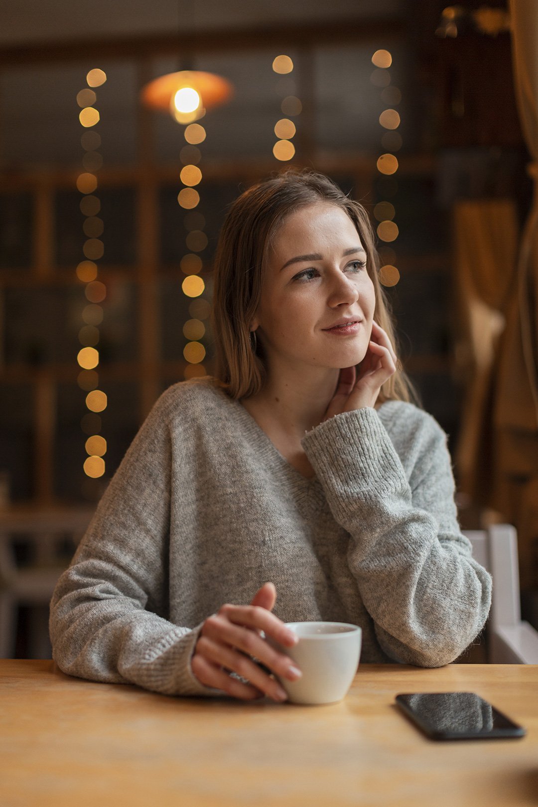 high-angle-woman-restaurant